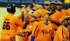 Cuban Baseball Championship: Villa Clara Returns Home Unbeaten in Baseball Play Off